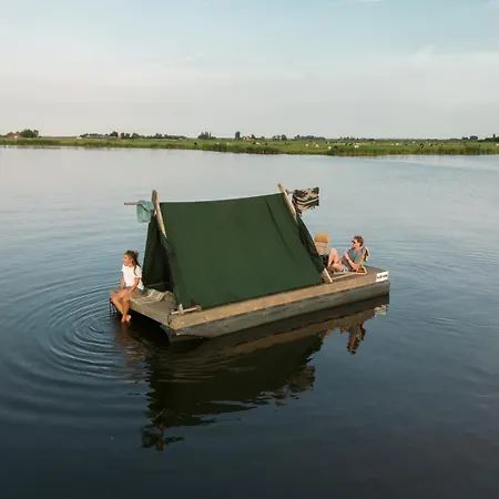 Campingraft Bateau-hôtel *